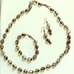 Beads hand crafted necklace earring and bracelet